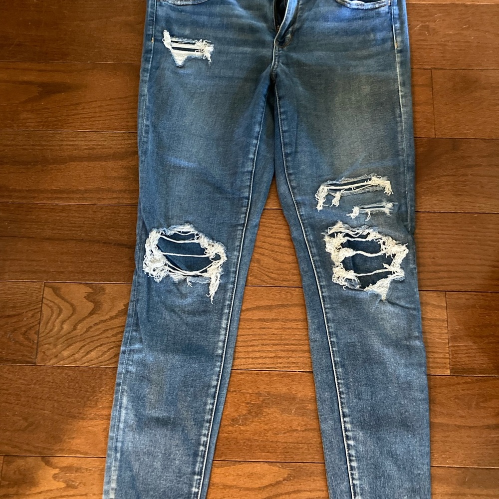 American Eagle Outfitters Distressed Denim Skinny Jeans